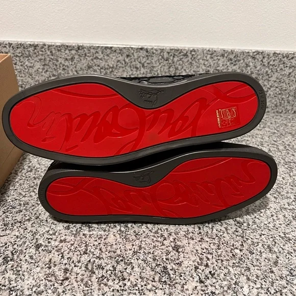 Christian Louboutin Orlato Flat in python - Picture 2 of 8